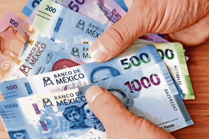 El súper peso regresa con fuerza: tasas cercanas a 7% y apetito por riesgo impulsan a la moneda mexicana en 2026 46 Screenshot at Jan 23 13 41 40
