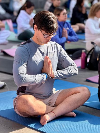Renovación en cada respiro: Sport City celebra la primavera con el Yoga Day, un encuentro de bienestar colectivo 34 Yoga Day 2