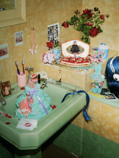 Ecca Vandal rompe con el algoritmo y anuncia su nuevo álbum "LOOKING FOR PEOPLE TO UNFOLLOW" 30 Screenshot at Apr 01 12 29 56