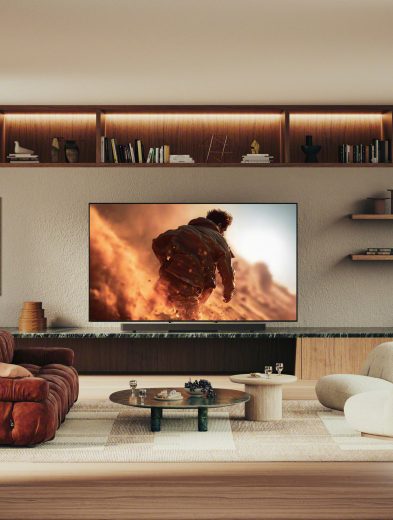 ¡Furia cromática en el hogar! Sony pulveriza los límites de la imagen y el sonido con sus revolucionarios televisores insignia BRAVIA 9 II y BRAVIA 7 II True RGB 28 7ii In Situation Tabletop withAnonymousBar 85 Large