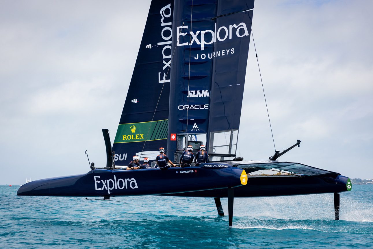 Elegancia a 100 km/h: Explora Journeys debuta su nueva identidad visual en el GP de Bermuda 31 Explora Swiss SailGP Bermuda