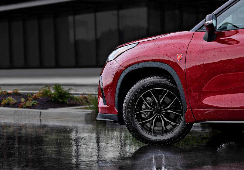 ¿Tus llantas están listas para la lluvia? El factor clave que define tu seguridad en el asfalto 31 Bridgestone imagen