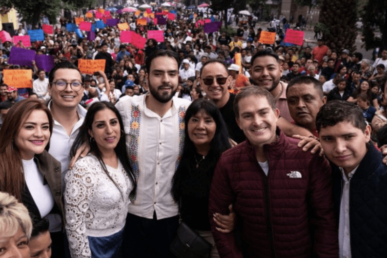 Más de 20 mil vecinas y vecinos respaldan a Emilio Villar en su informe de 100 días como concejal de Cuauhtémoc 31 Screenshot at Jun 07 17 54 06