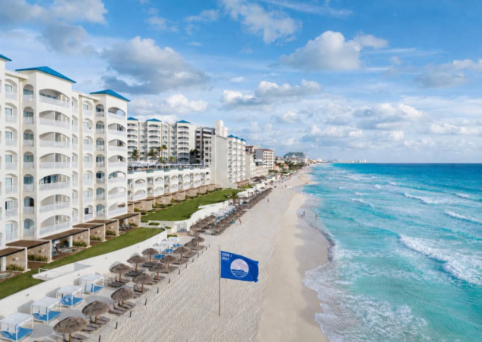 Hilton Cancun Mar Caribe conquista la bandera azul: Un estándar de excelencia frente al mar 25 Hilton cancun Thunder Nomada