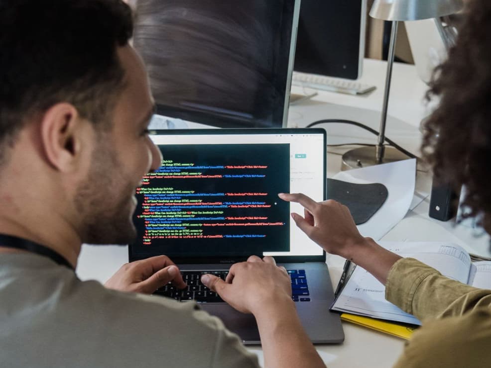 Cloudflare redefine la economía de la IA: Tu contenido, tus reglas 25 cloudfire thunder nomada