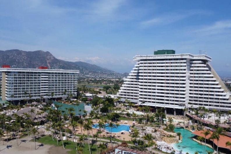 ¿Buscas el plan perfecto? 5 razones para vivir un Verano Imperial en Acapulco 31 mundo imperial thunder nomada 1