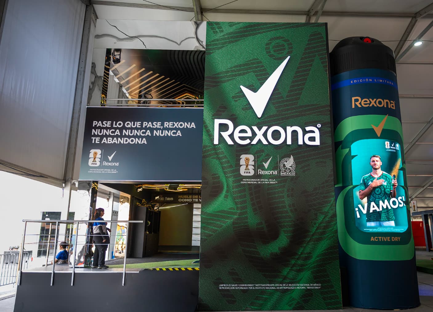 ¡El estilo también juega! La fiesta en los FIFA Fan Festival™ alcanza niveles épicos en México 29 thunder rexona 1
