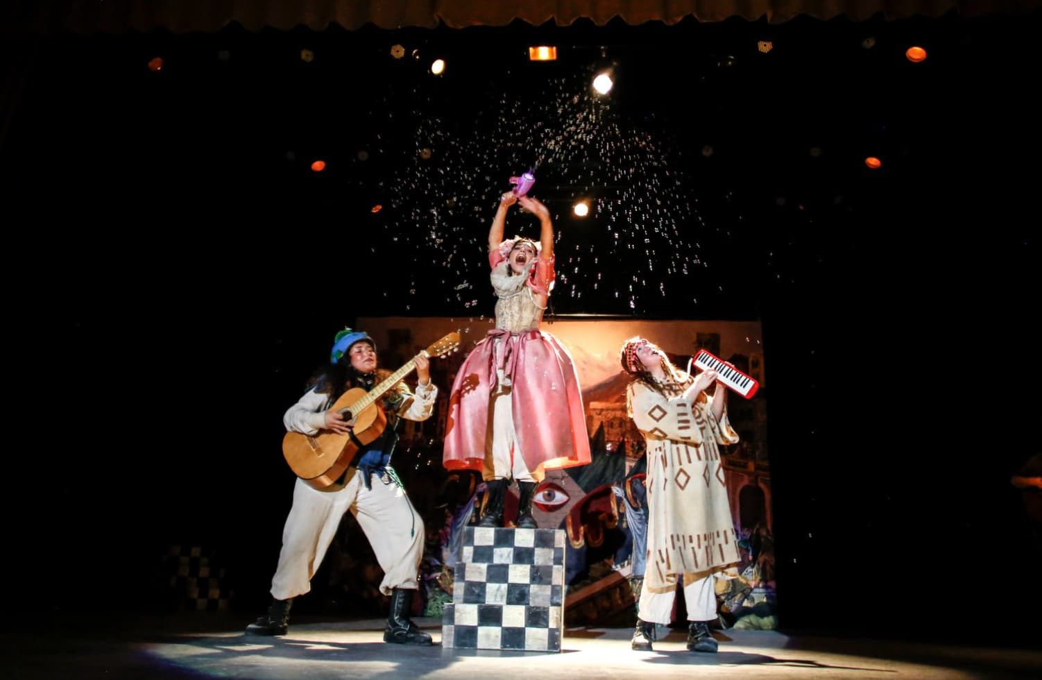 Teatro UNAM y Cabaret Misterio presentan "El Gran Teatro del Mundo" en el Teatro Sergio Magaña 25 image 3 6