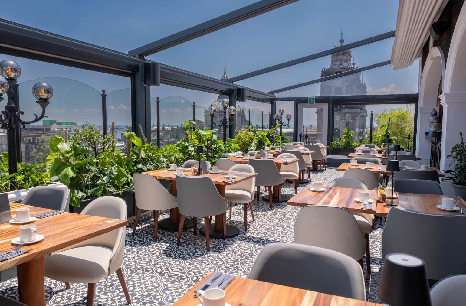 Central Hoteles invita a vivir las Fiestas Patrias desde el corazón vibrante del Centro Histórico de la CDMX 25 Captura de pantalla 2026 09 08 a las 12.04.21 a.m