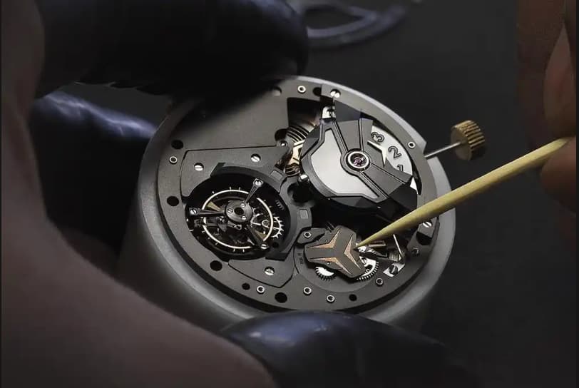 Audemars Piguet revela el meticuloso arte detrás de la creación del icónico Royal Oak 25 Screenshot at Sep 25 16 27 59