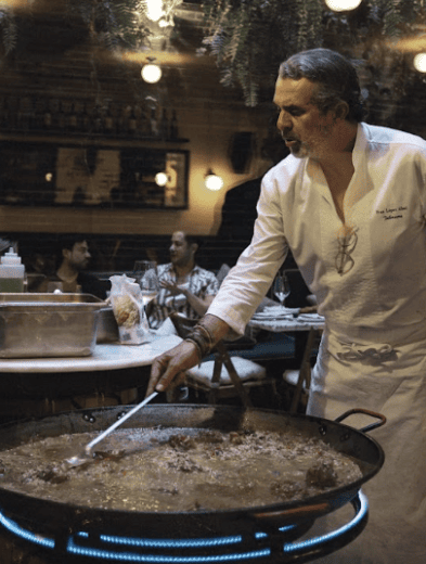 Fran Roma rinde homenaje al Día Internacional de la Paella con la maestría culinaria de Fran López 29 Screenshot at Sep 25 17 05 46