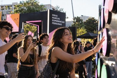 AMAPRO revela cómo la Generación Z obliga a las marcas a transformar la publicidad en experiencias memorables 33 WhatsApp Image 2026 09 30 at 14.18.57
