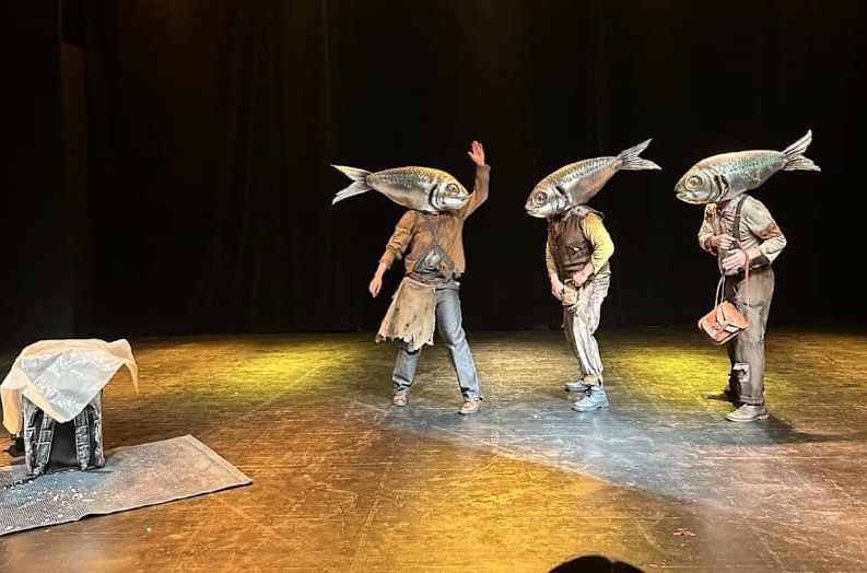 “Todos podemos ser migrantes”: Zezé Figueroa lleva al teatro una historia de viajes que nunca terminan 40 image 4 12