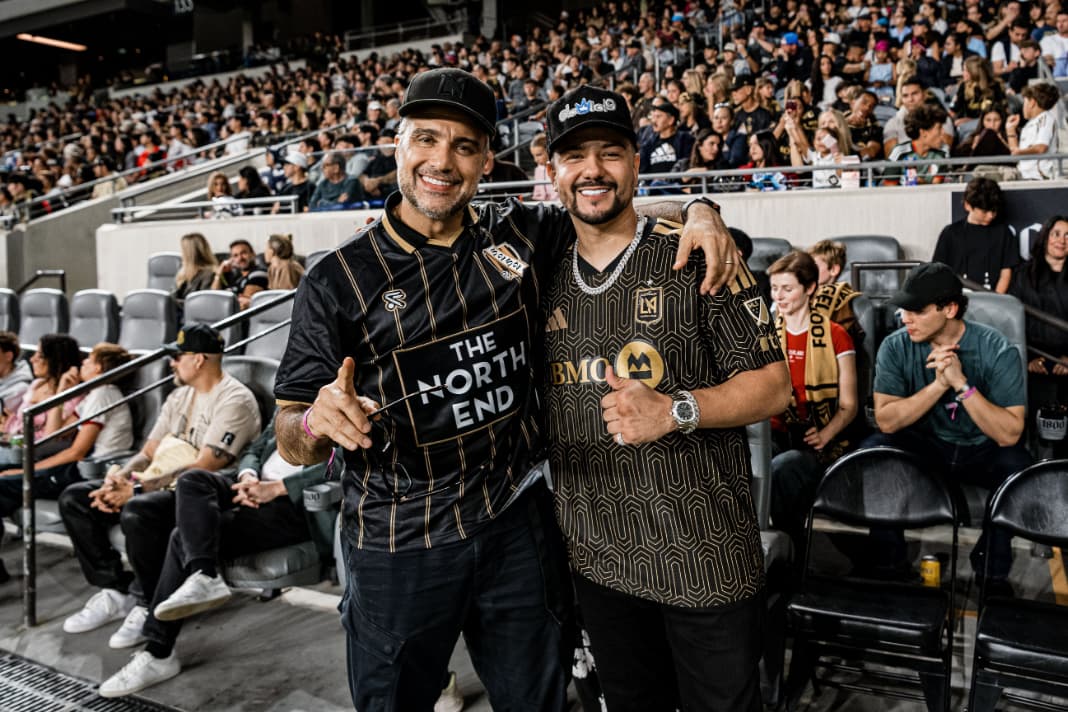 Orgullo hispano en Los Ángeles: Luis Coronel y Grupo Desde Cero celebran las raíces latinas en la esperada Noche LAFC 25 image 10 7