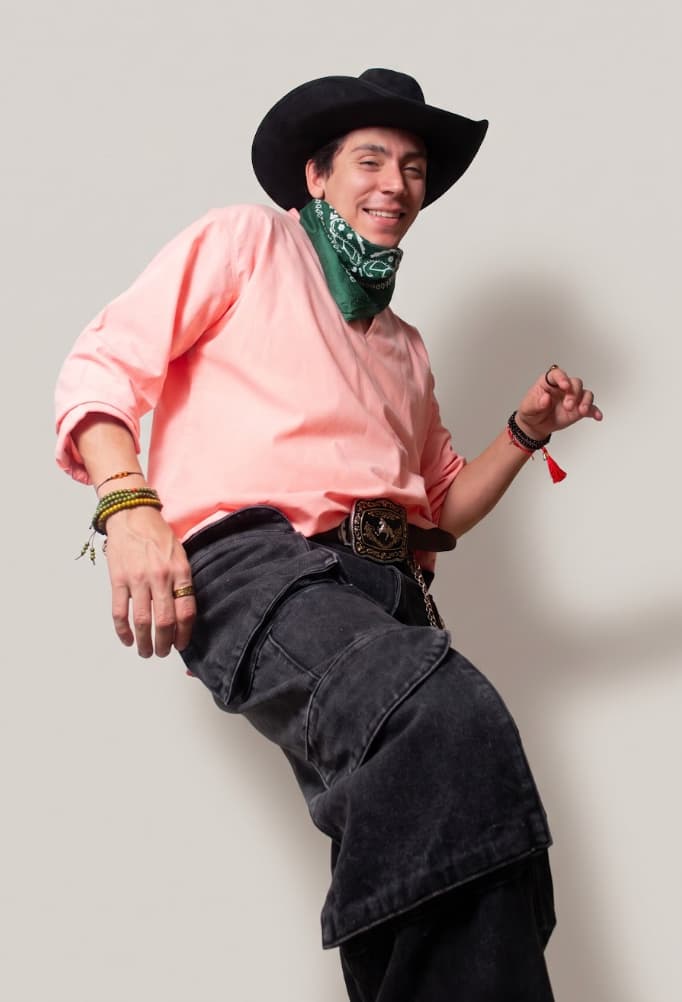 Nanni deja el teatro musical y debuta en el regional mexicano: “Desvelado” es el comienzo de su nueva historia 27 image 10 9