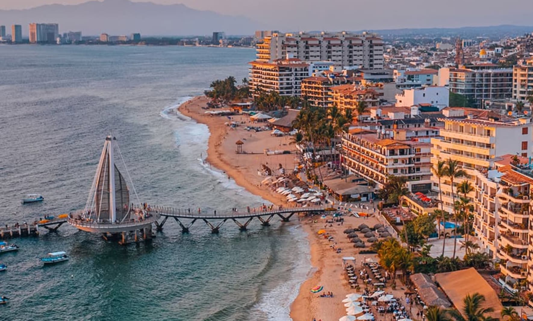 Puerto Vallarta se corona como la mejor ciudad pequeña de Latinoamérica y la segunda del mundo en los premios de Condé Nast Traveler 25 image 14 1